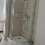 Sunny 1br Near Obor With Garden Patio And Workspace Bucharest