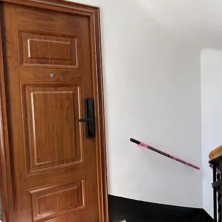 Sunny 1-bedroom Near Obor With Garden Patio And Workspace Bucharest