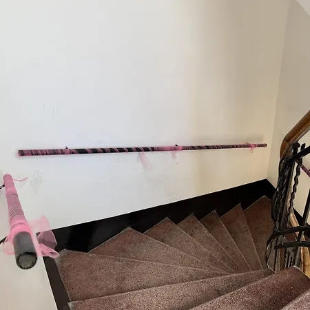 Sunny 1-bedroom Near Obor With Garden Patio And Workspace Apartment