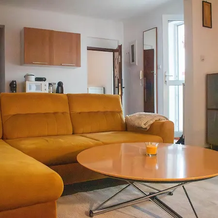 Appartement Sunny Near Obor - Art And Garden Bucarest